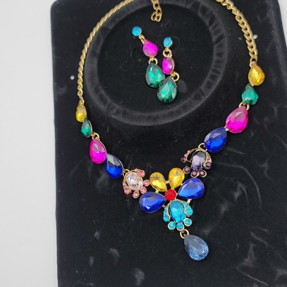Fashion statement Multicolor rhinestone drop necklace - Picture 4 of 6